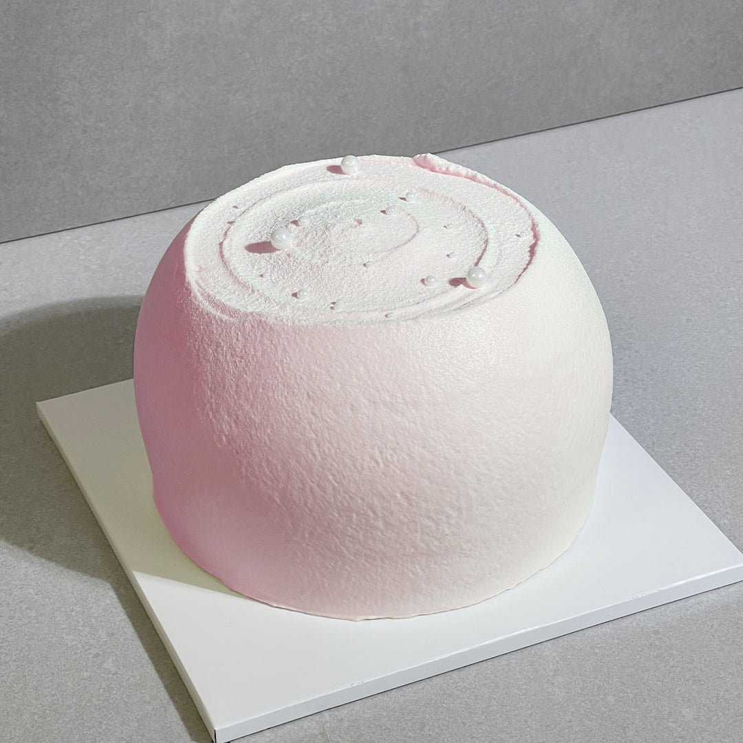 B25. Pearl Dome Cake