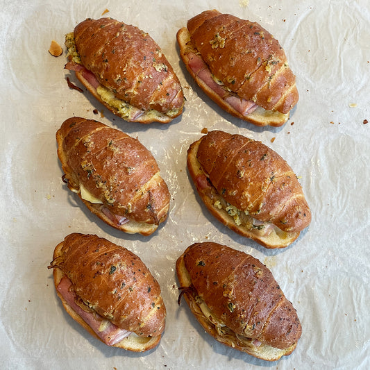 J26. Garlic Jambon Ham & Cheese