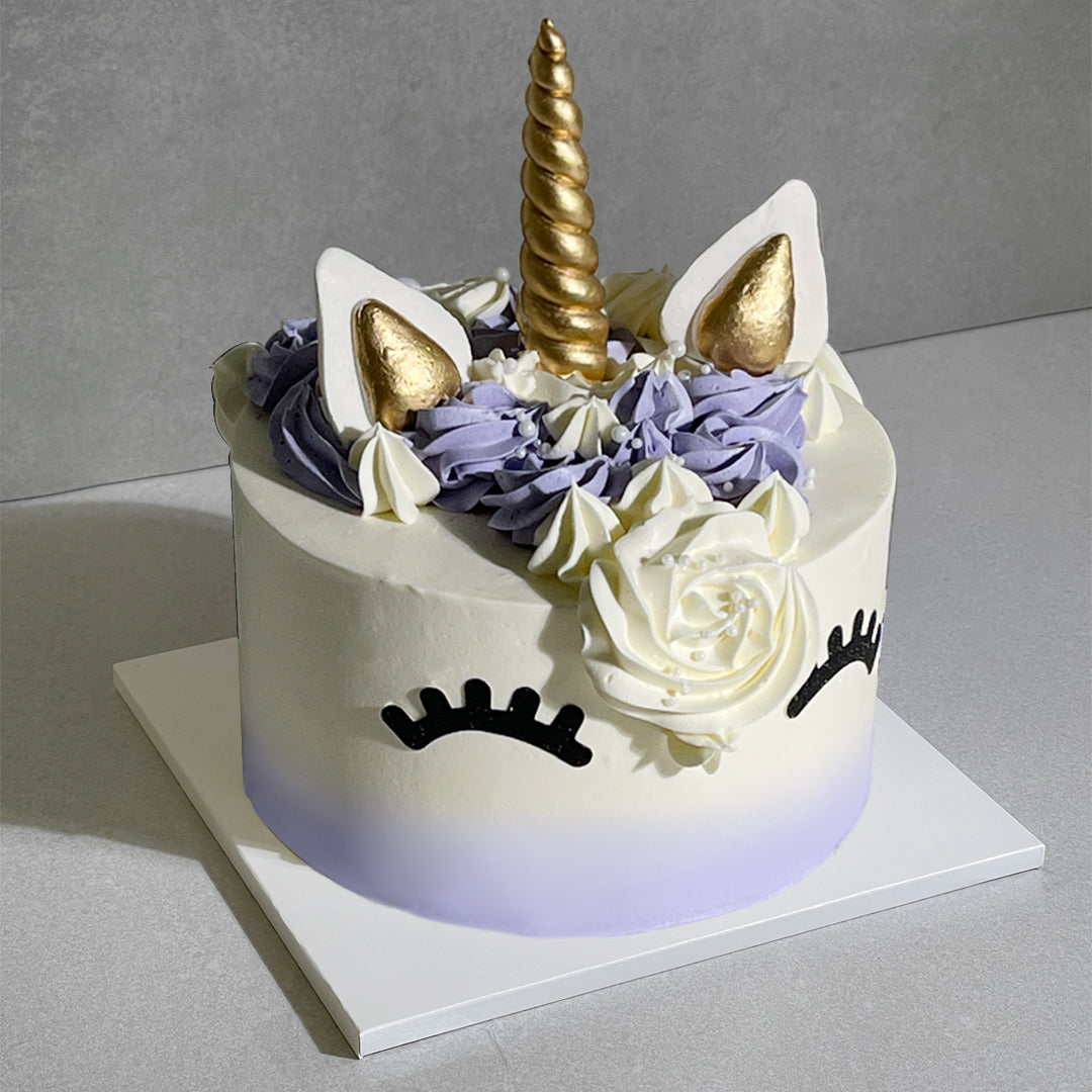 C20. Buttercream Unicorn Cake